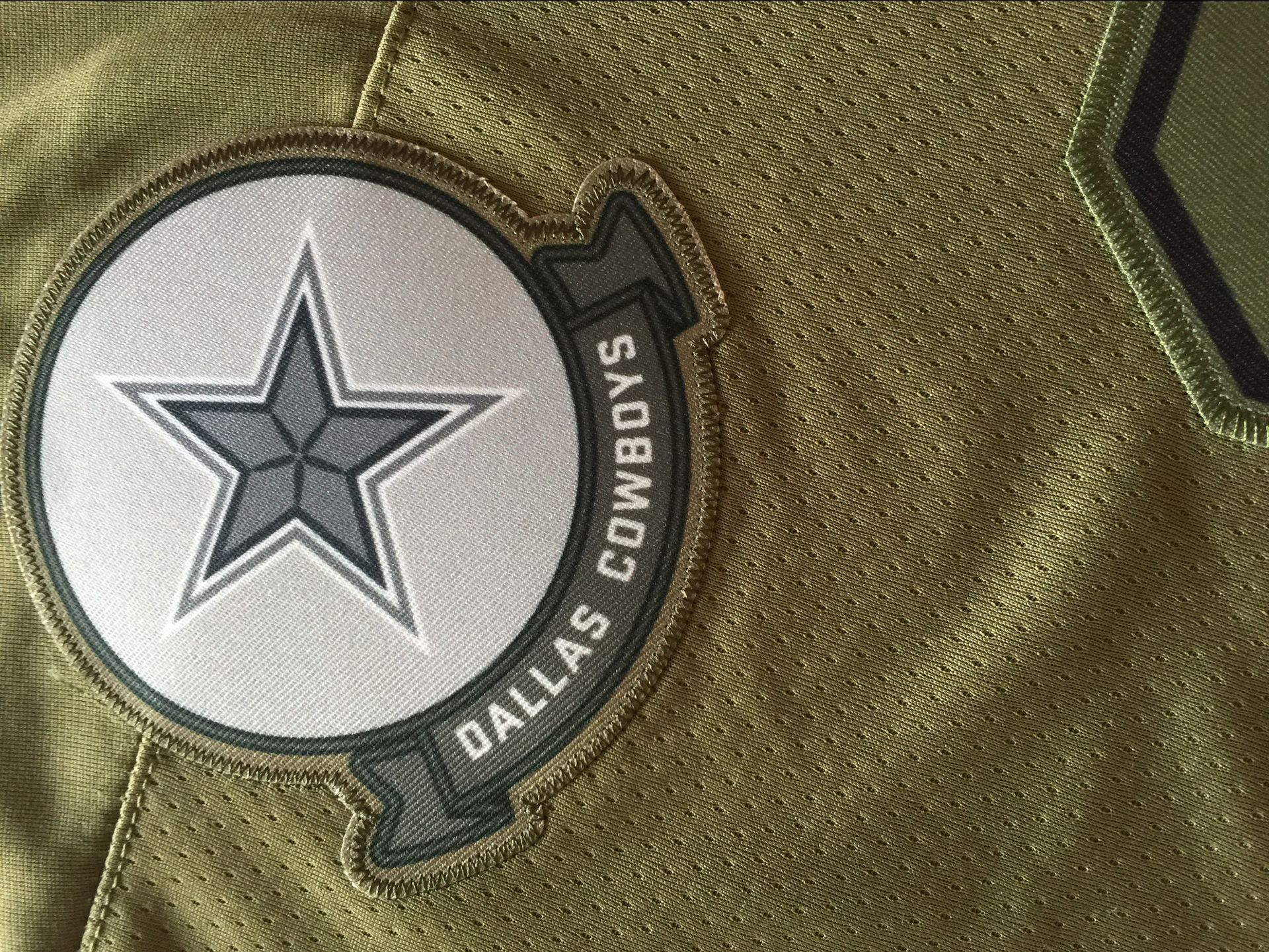 2019 Salute to Service jersey 2