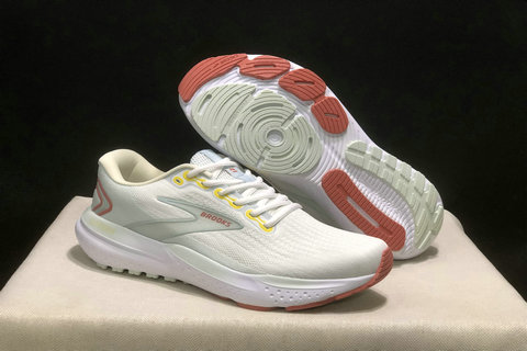 Brooks Shoes 36-46 22