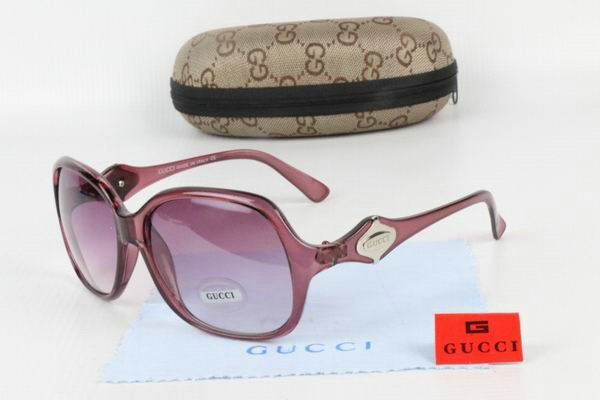 GUCCI Sunglasses 09