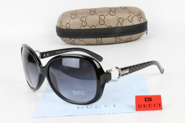GUCCI Sunglasses 27