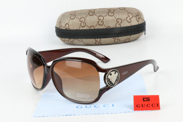 GUCCI Sunglasses 30
