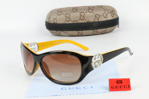 GUCCI Sunglasses 40