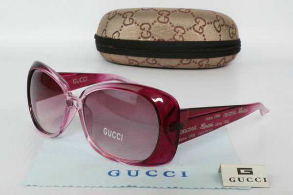 GUCCI Sunglasses 99