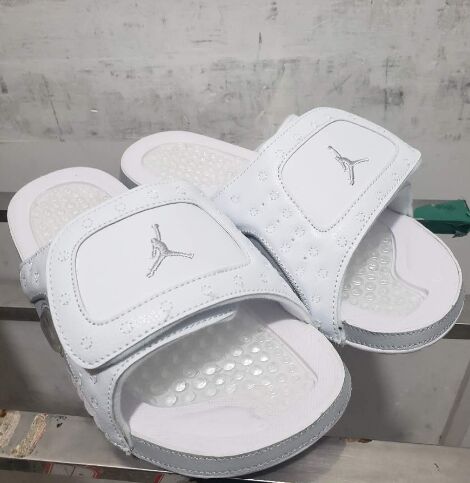 Jordan 13(XIII) Slippers 19.4.19