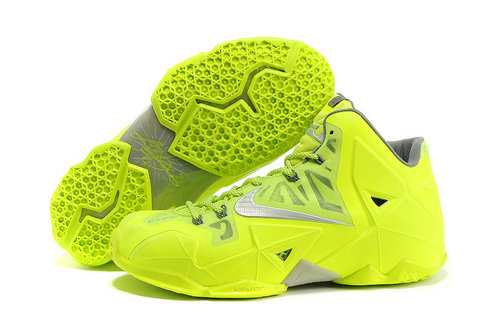 LeBron James 11(XI) Authentic basketball shoes Size 40~46 16.0926