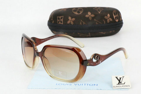 Louis Vuitton Sunglasses 06