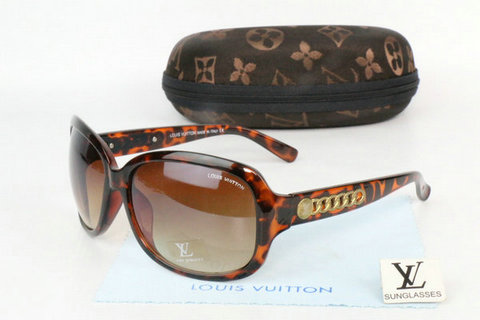 Louis Vuitton Sunglasses 11