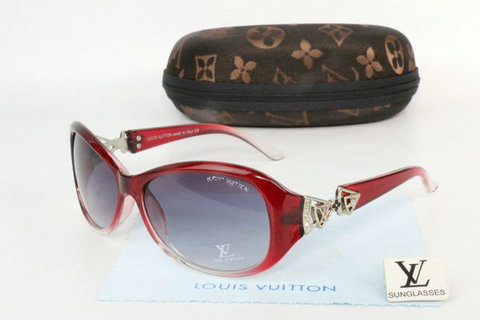 Louis Vuitton Sunglasses 19