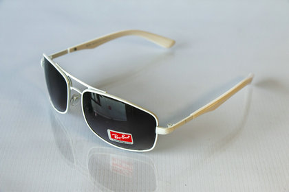 Ray-Ban sunglasses 37