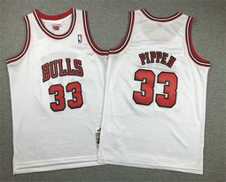Youth Chicago Bulls #33 Scottie Pippen White Hardwood Classics Authentic Stitched NBA Jersey