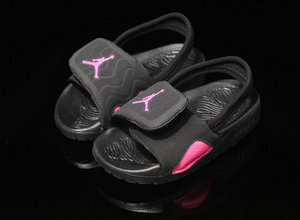 Youth Jordan slippers 22-35 1